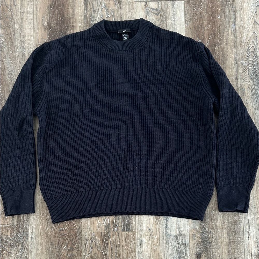 H&M Men's Dark Blue Crewneck Sweater